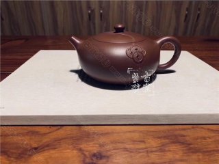 《招財進寶》  《招財進寶》